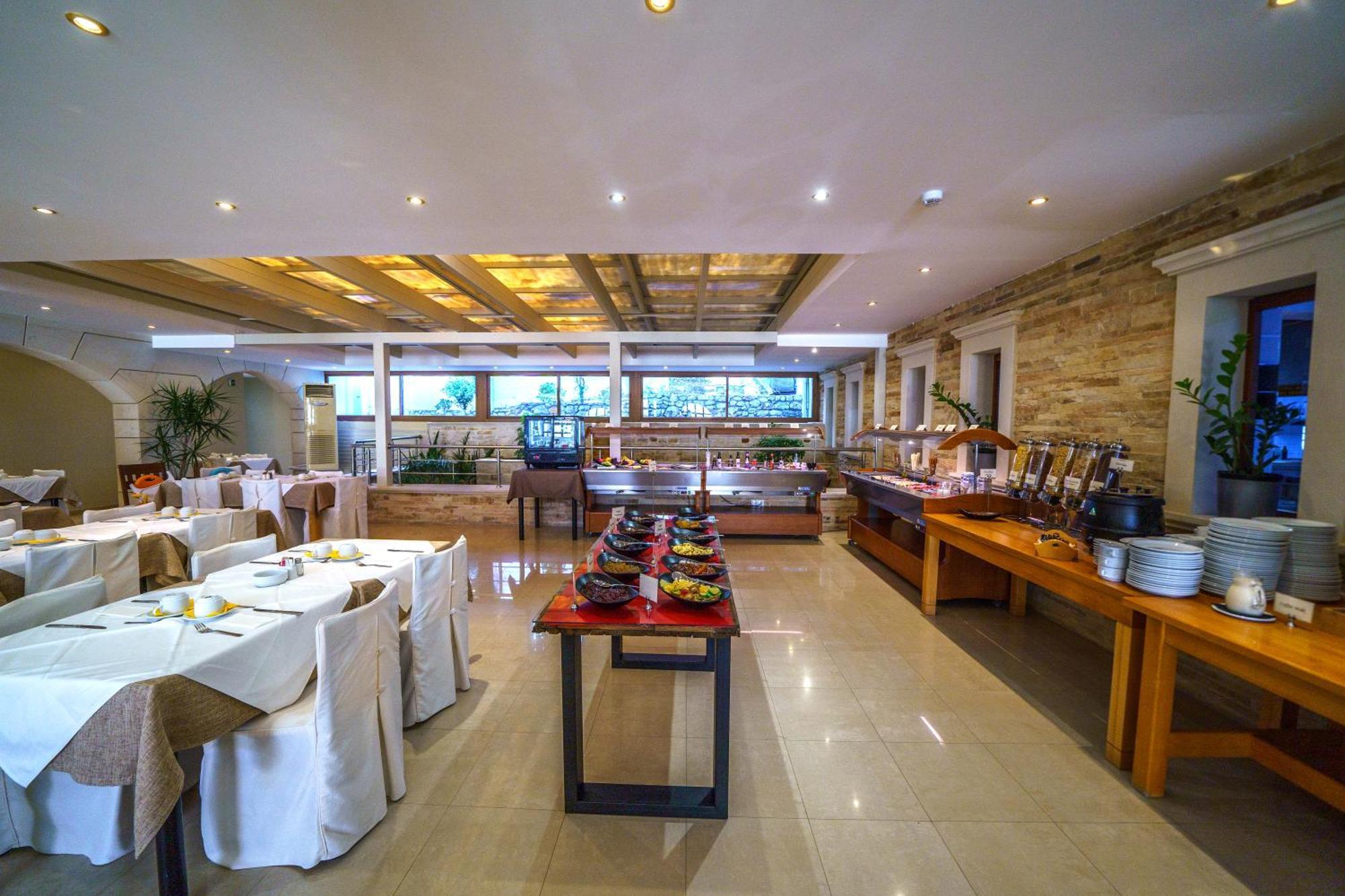 Macaris Suites & Spa Ретимно Екстериор снимка